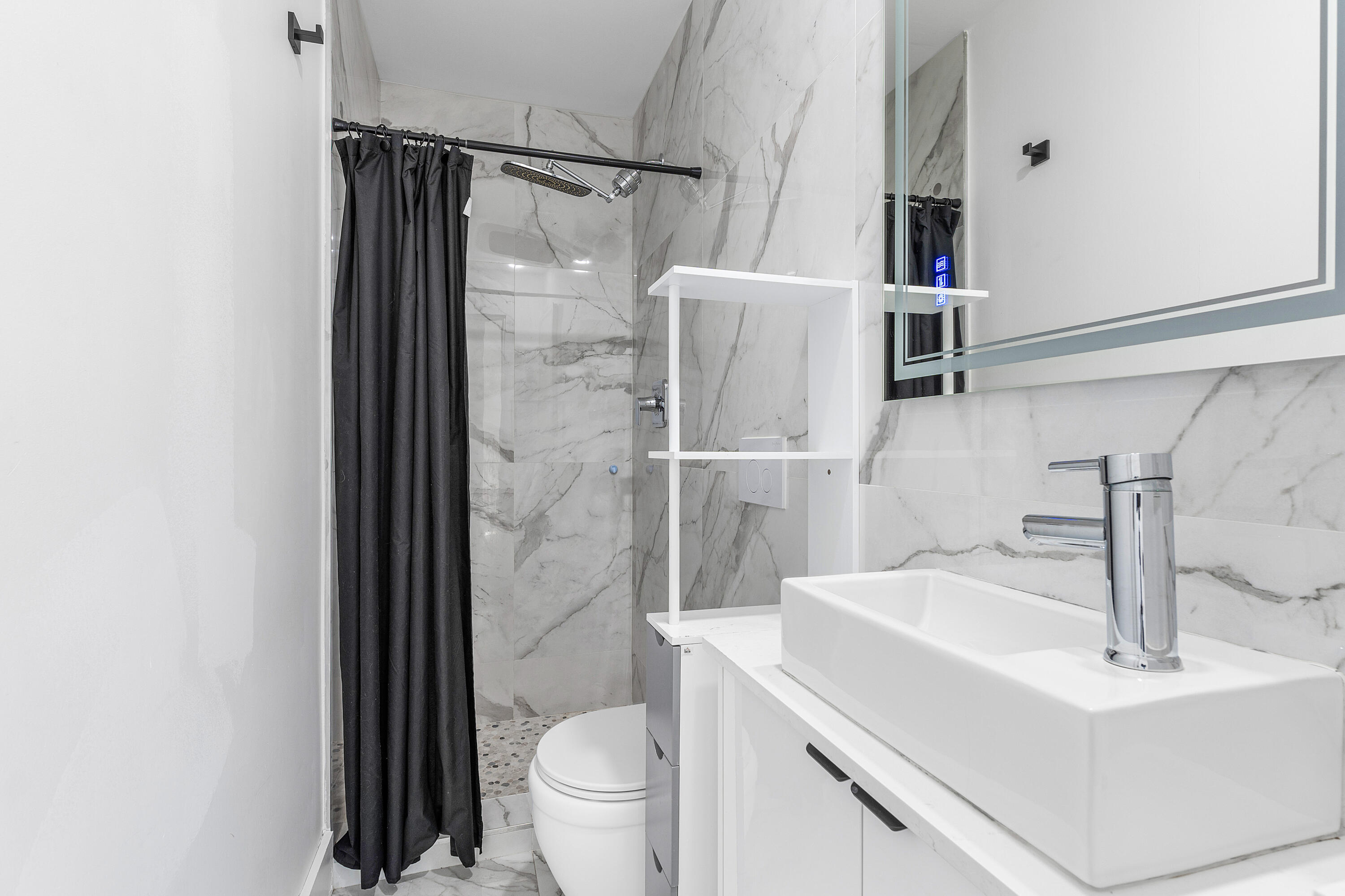 CRESTHAVEN NO 7 - Residential