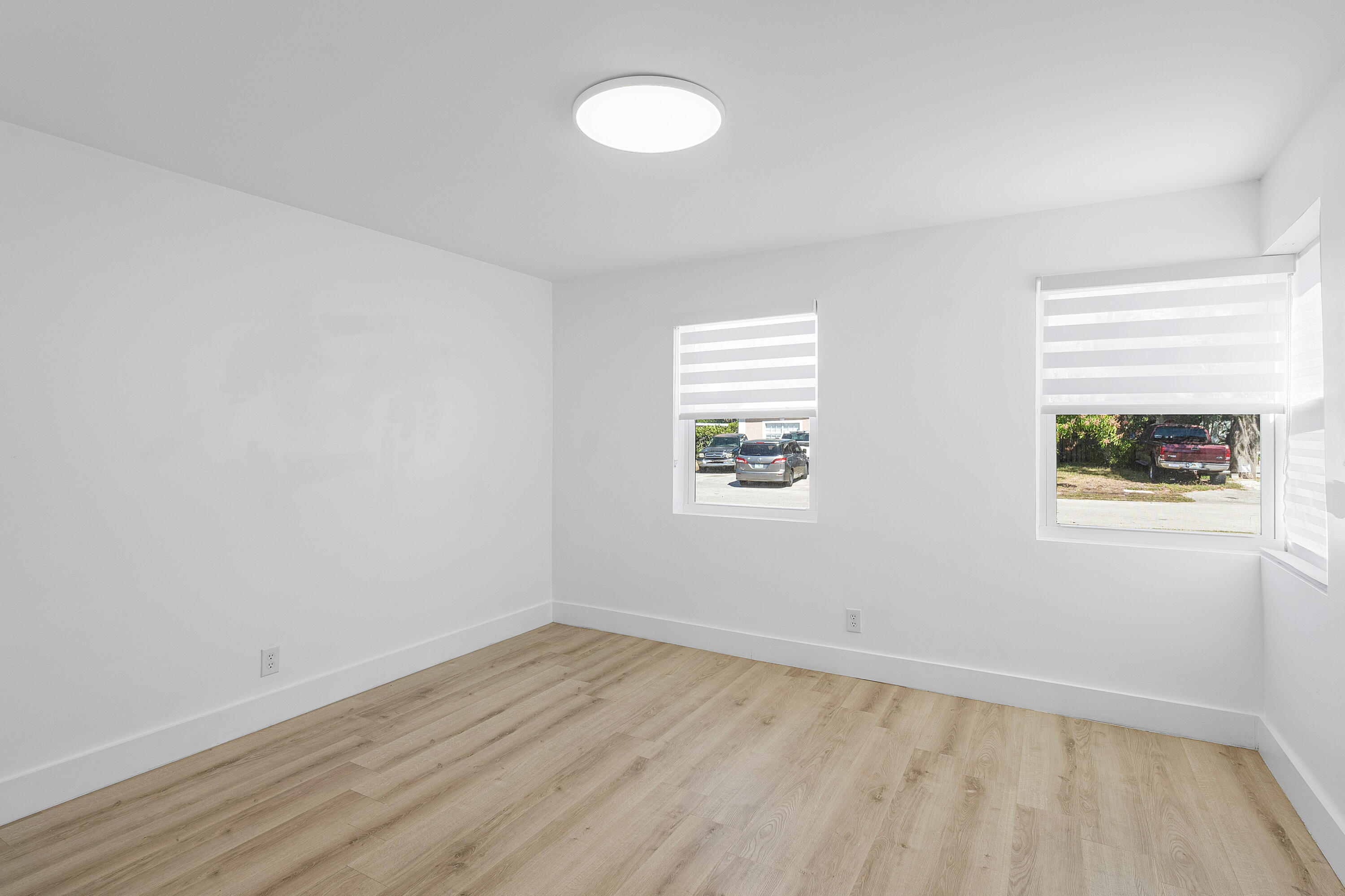 CRESTHAVEN NO 7 - Residential