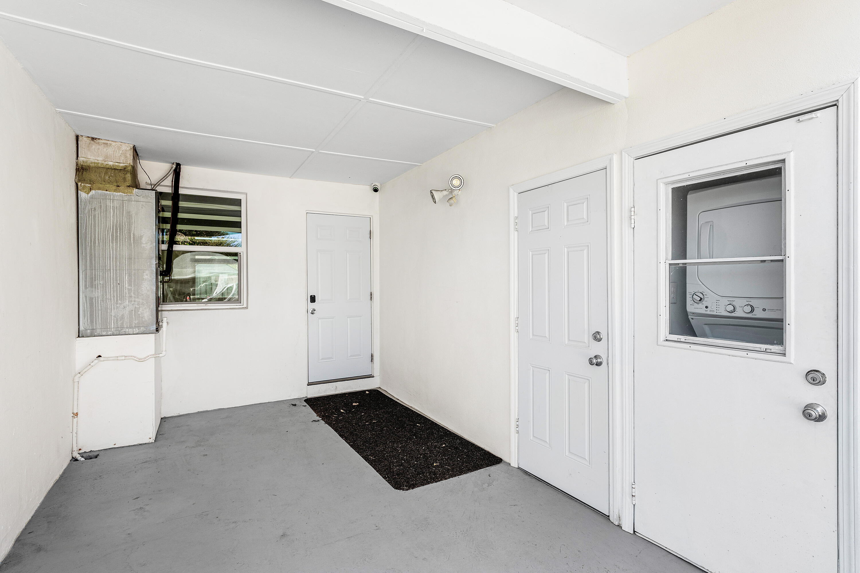 CRESTHAVEN NO 7 - Residential