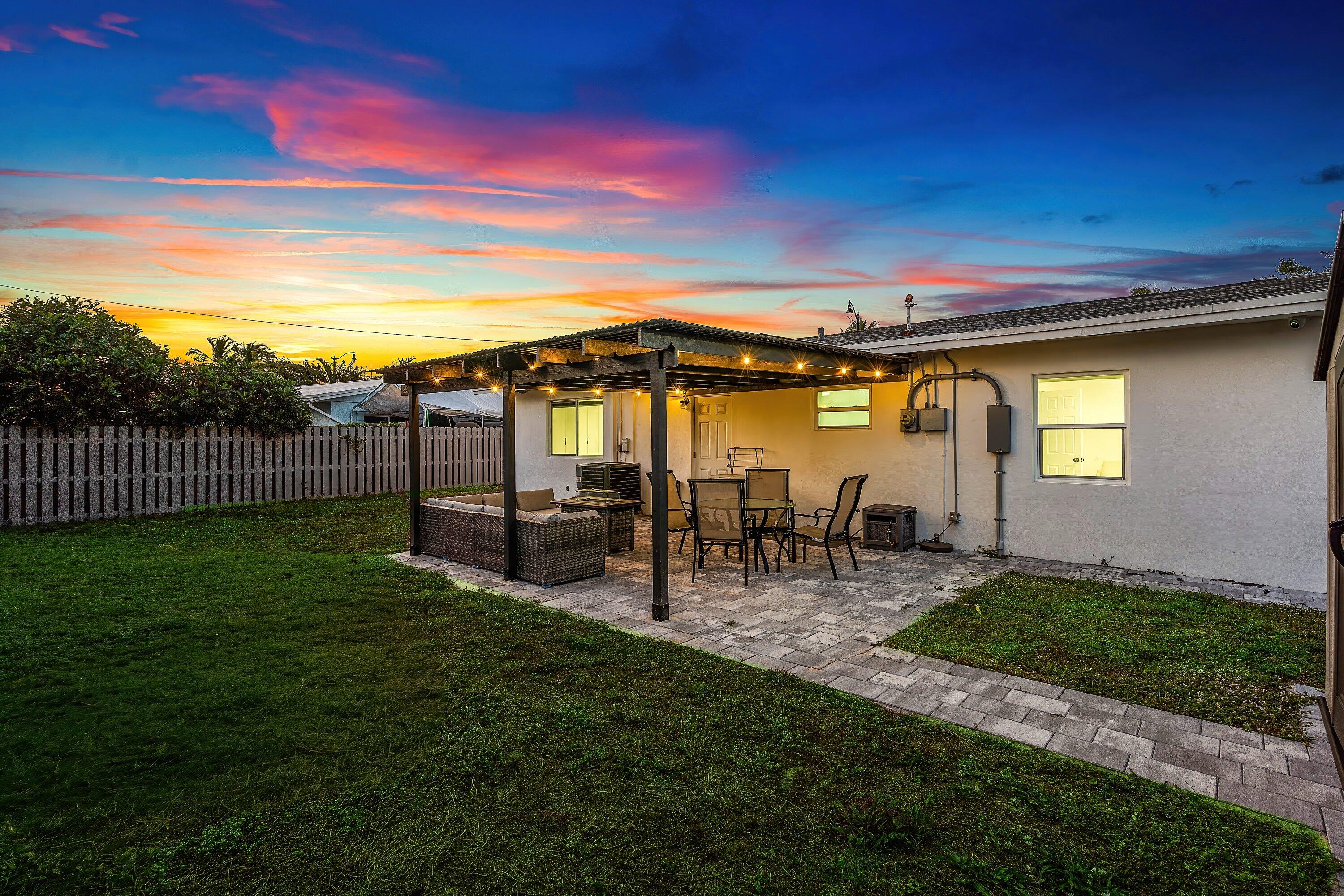 CRESTHAVEN NO 7 - Residential