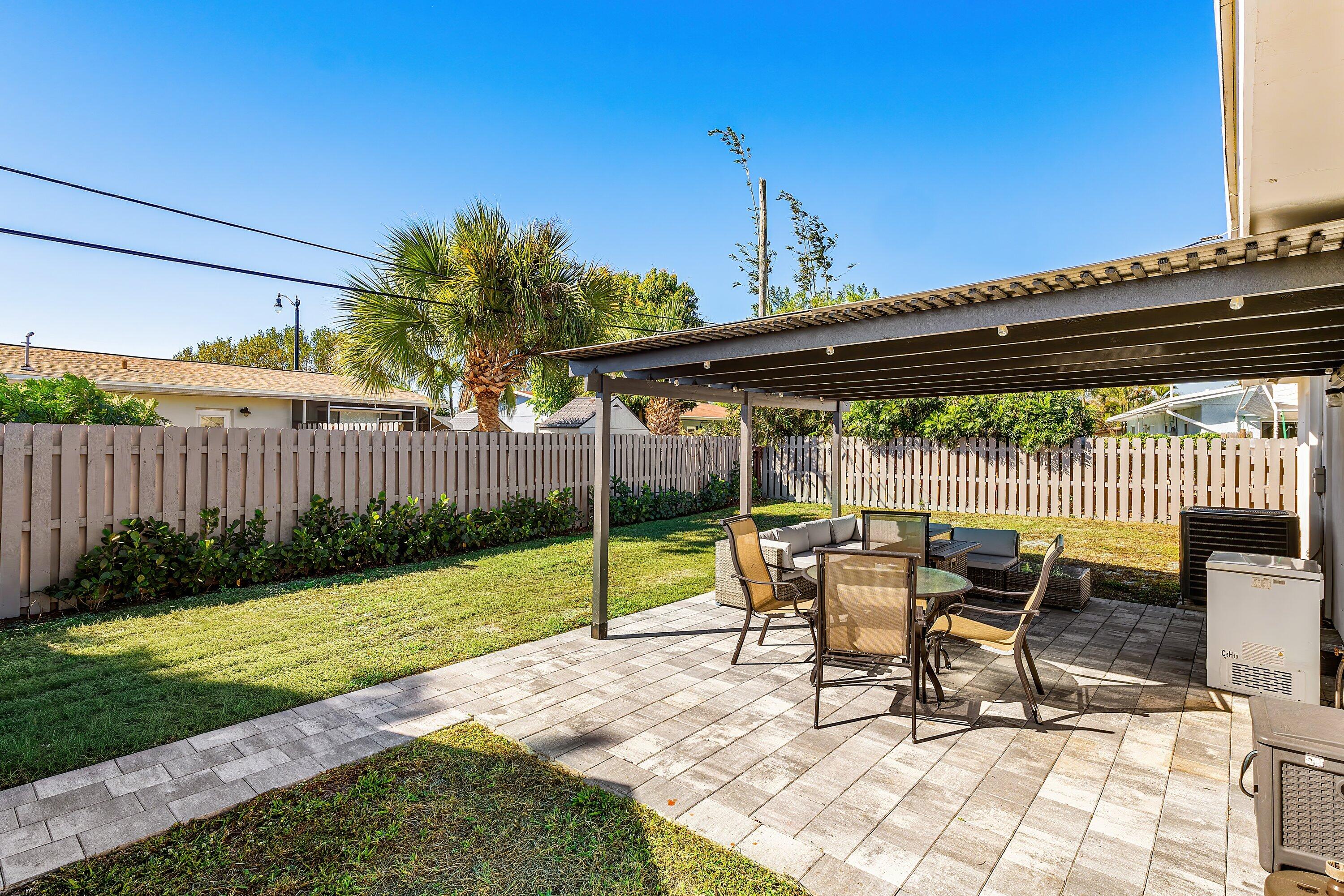 CRESTHAVEN NO 7 - Residential