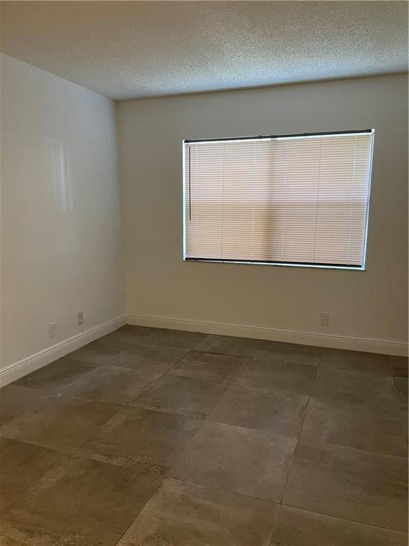 SPRING COVE CONDO - Residential Lease