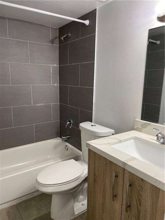 SPRING COVE CONDO - Residential Lease