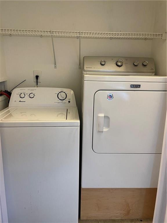 SPRING COVE CONDO - Residential Lease