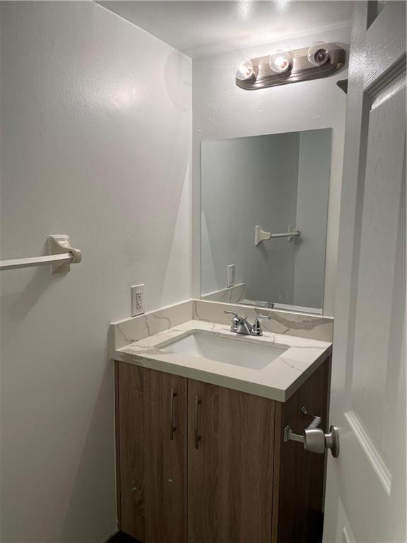 SPRING COVE CONDO - Residential Lease