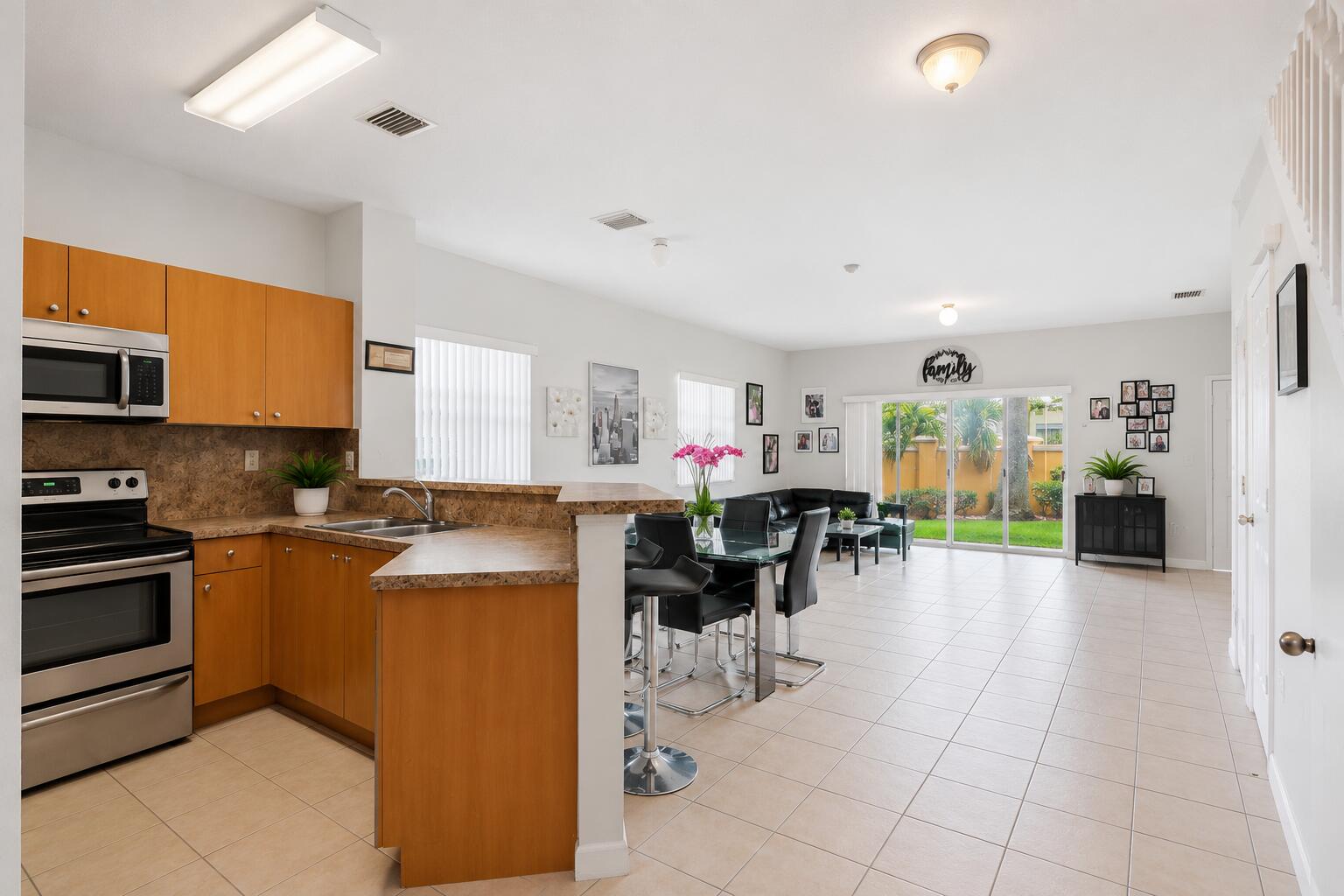 1702 SW 81ST Terrace