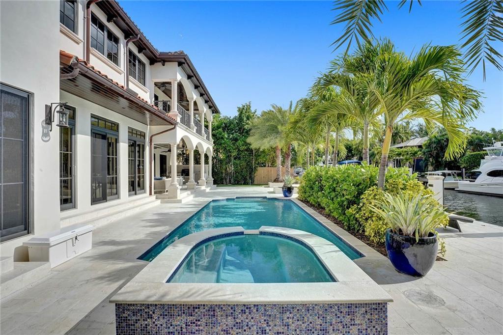 CORAL ISLES - Residential