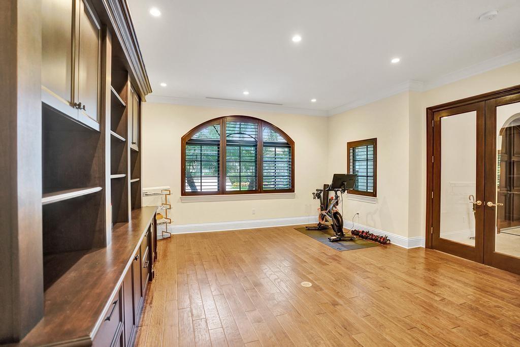 CORAL ISLES - Residential