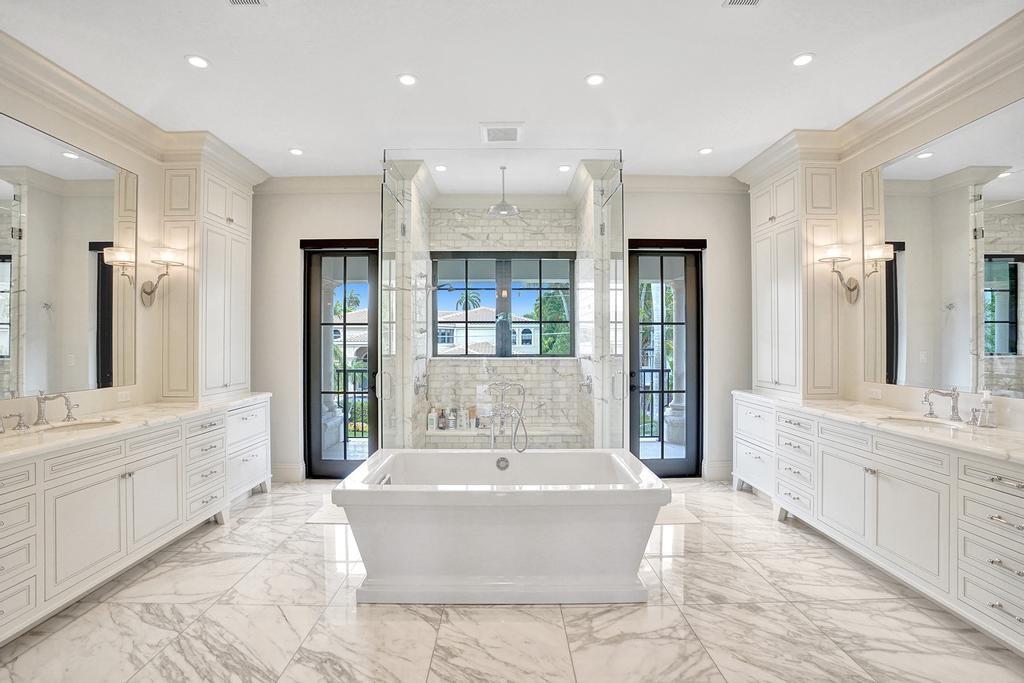 CORAL ISLES - Residential