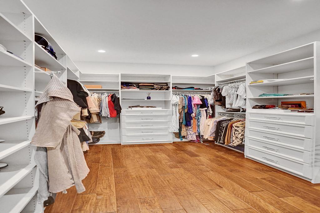 CORAL ISLES - Residential