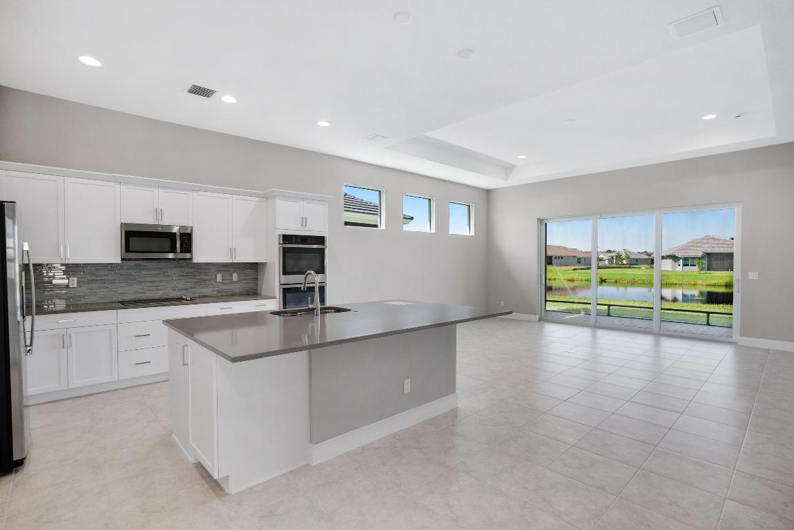 LAKEPARK AT TRADITION PLAT 3 - Residential