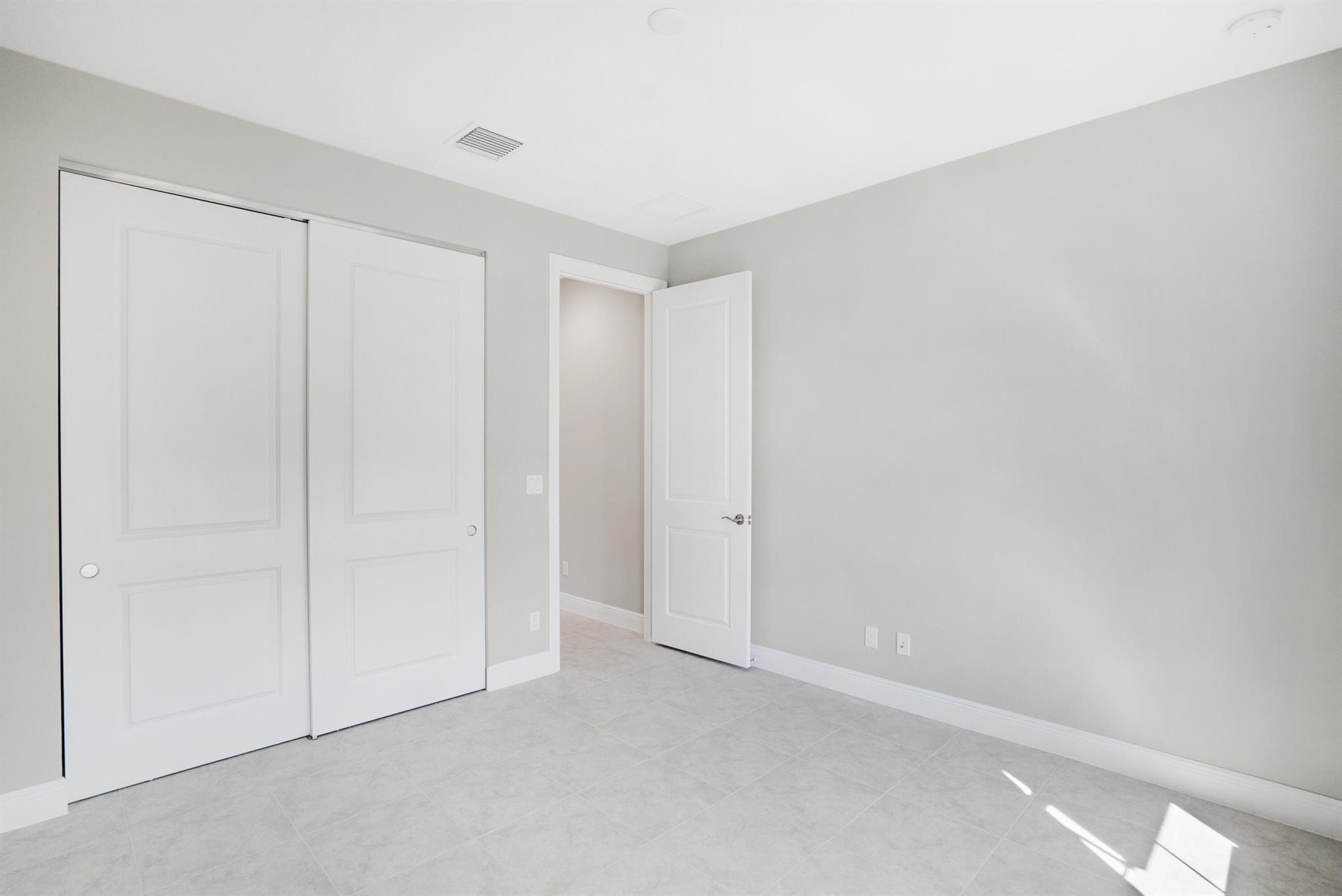 LAKEPARK AT TRADITION PLA - Residential