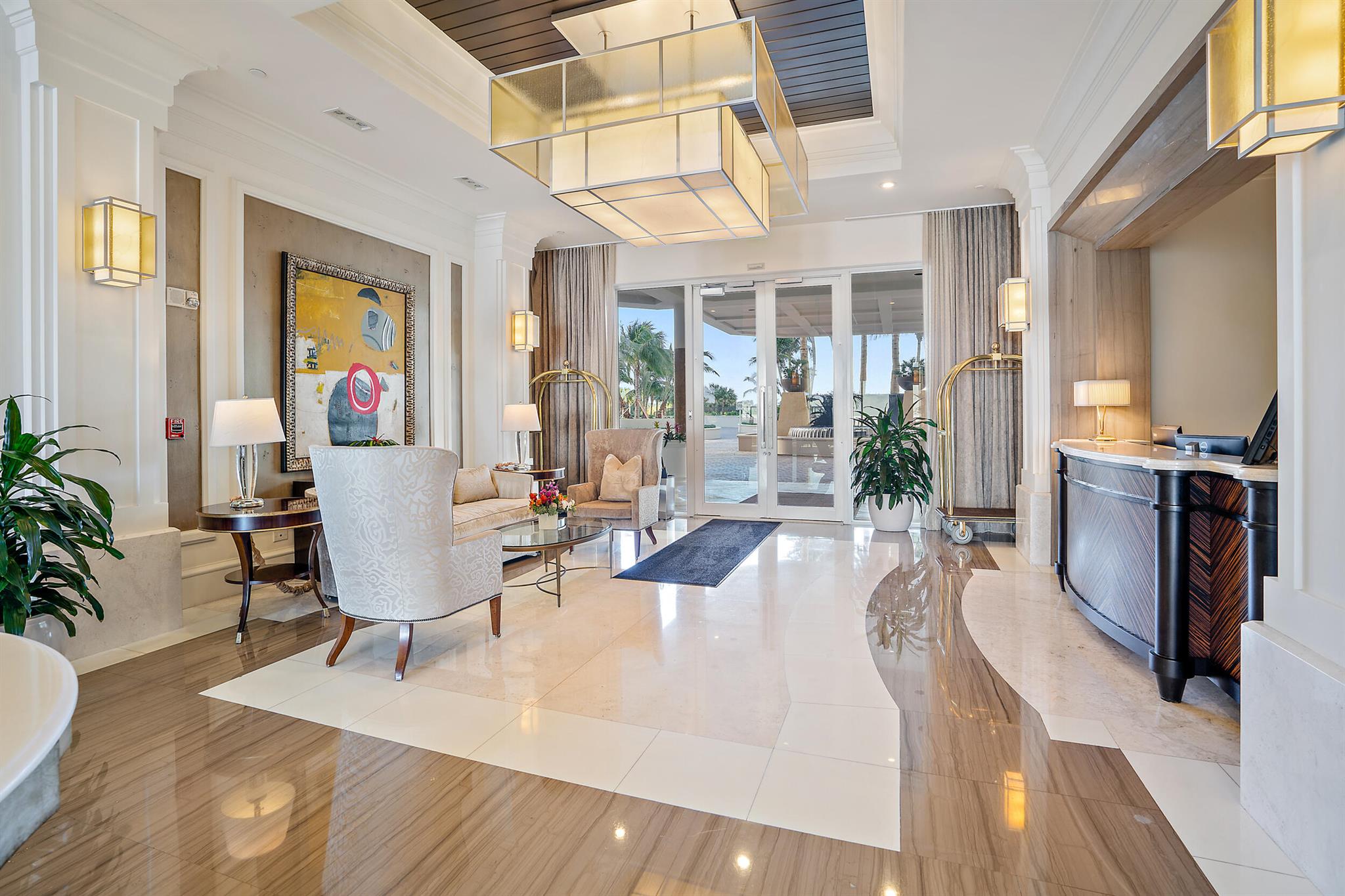 Ritz Carlton Residence - Residential