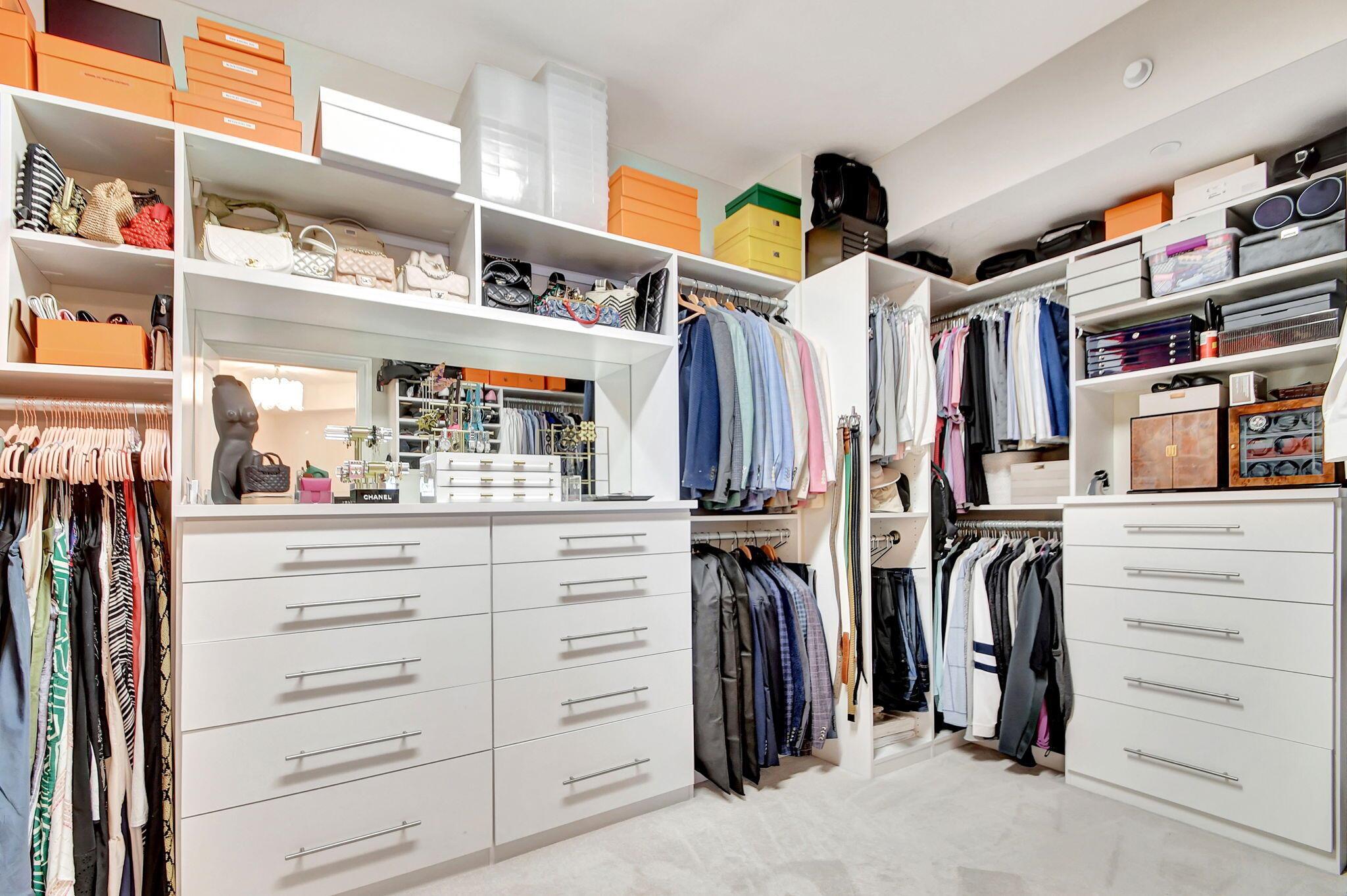 Ritz Carlton Residence - Residential