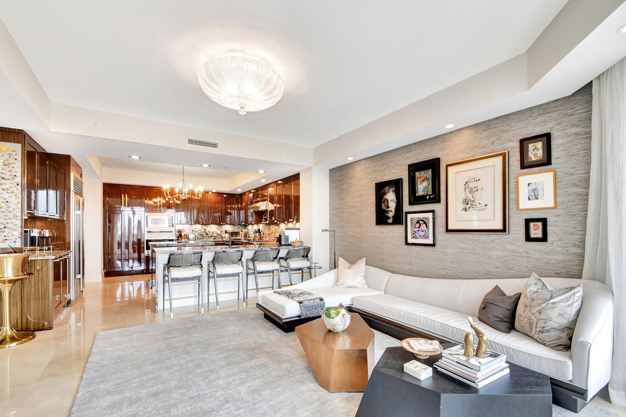 Ritz Carlton Residence - Residential