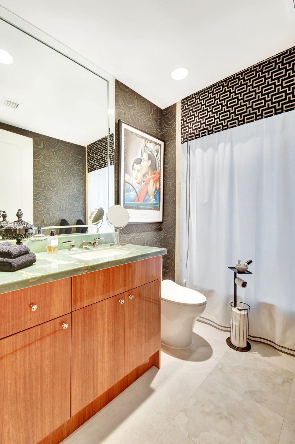 Ritz Carlton Residence - Residential