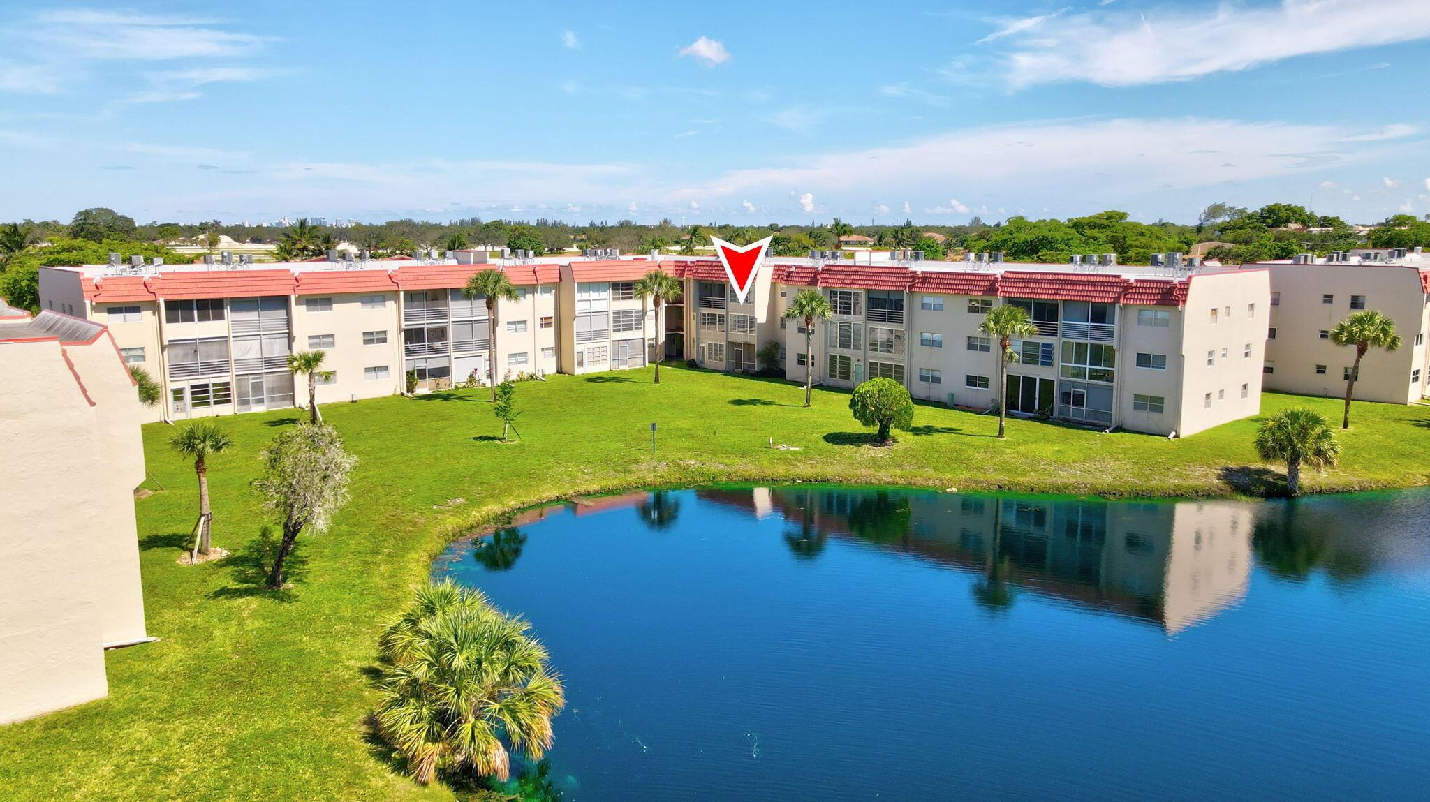 SUNRISE LAKES 11 CONDO - Residential