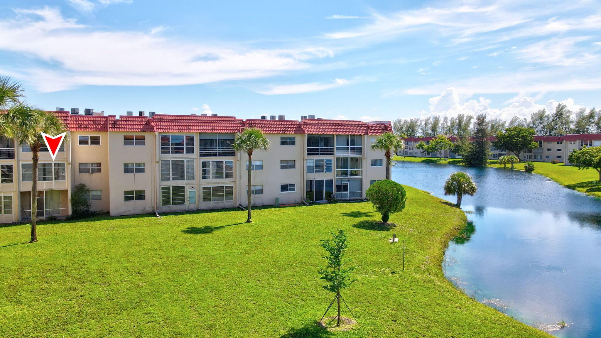 SUNRISE LAKES 11 CONDO - Residential