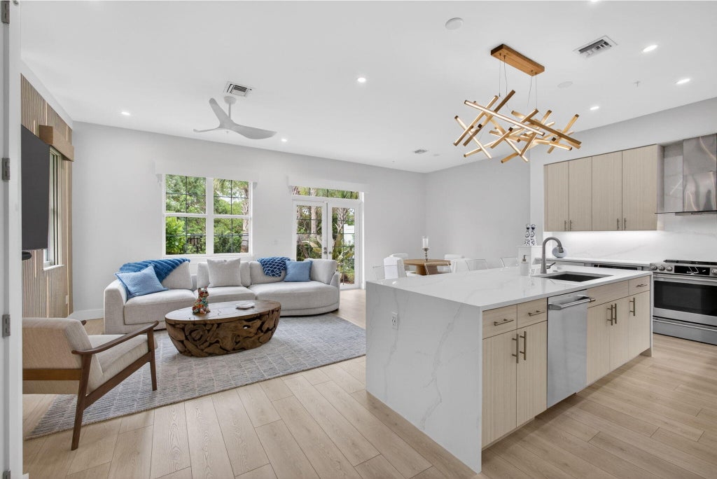 Photo of 130 Water Pointe Place #7, Jupiter, FL 33477 (MLS # B26046976)