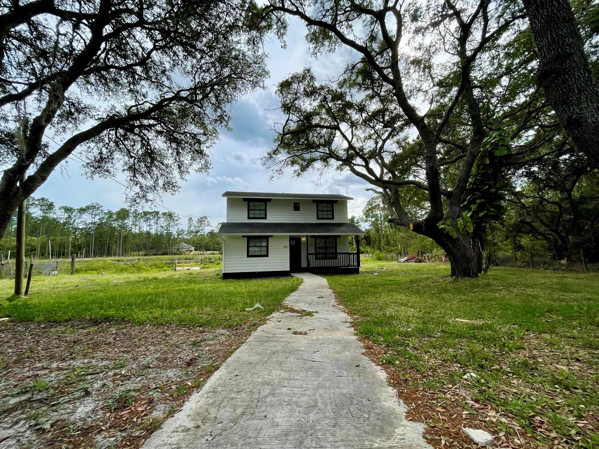 42111 Chinaberry Court