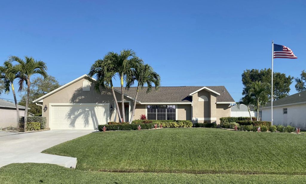 Photo of 233 SW Chelsea Terrace, Port Saint Lucie, FL 34953 (MLS # R11168463)