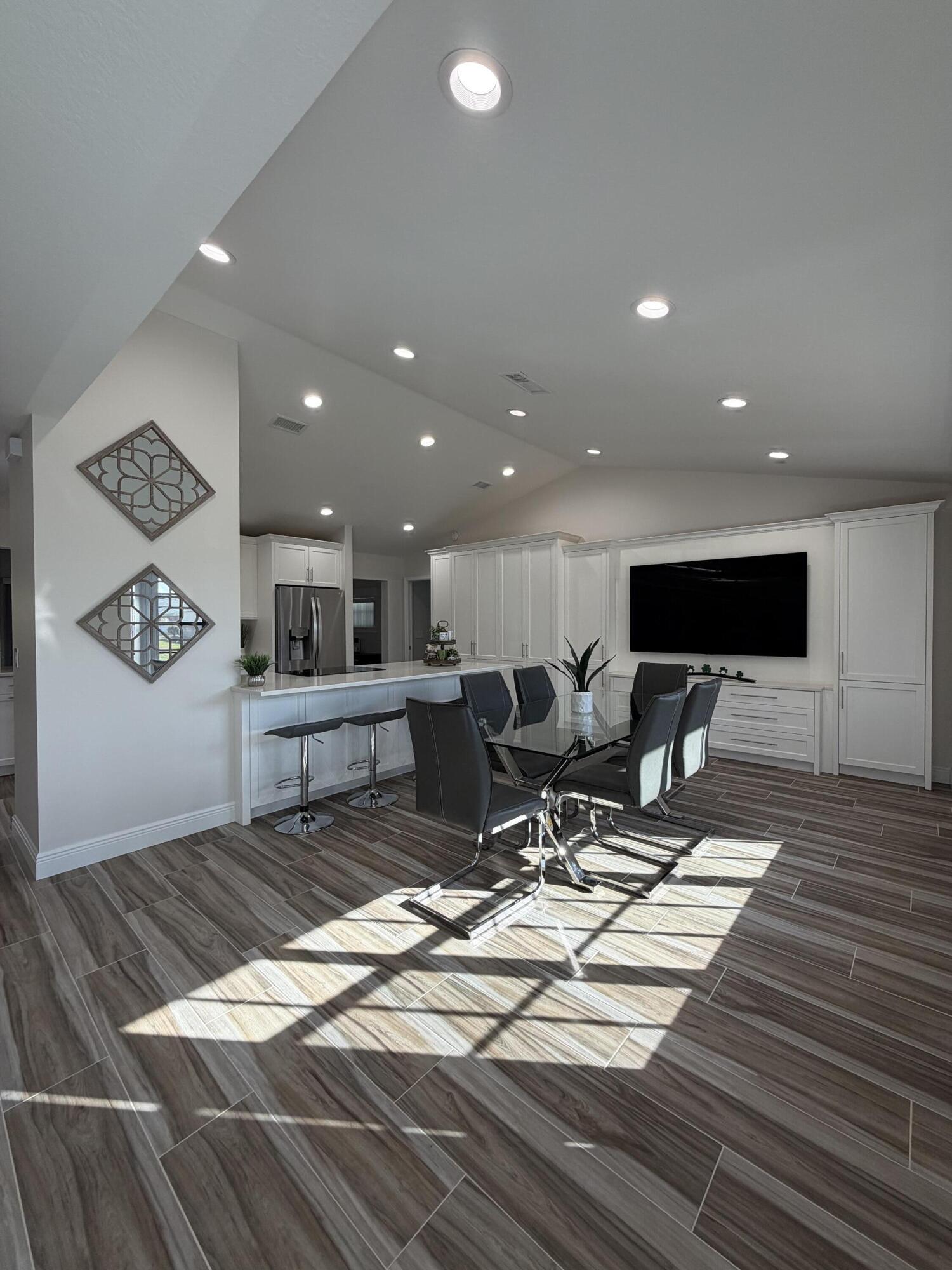 PORT ST LUCIE SECTION 13 - Residential