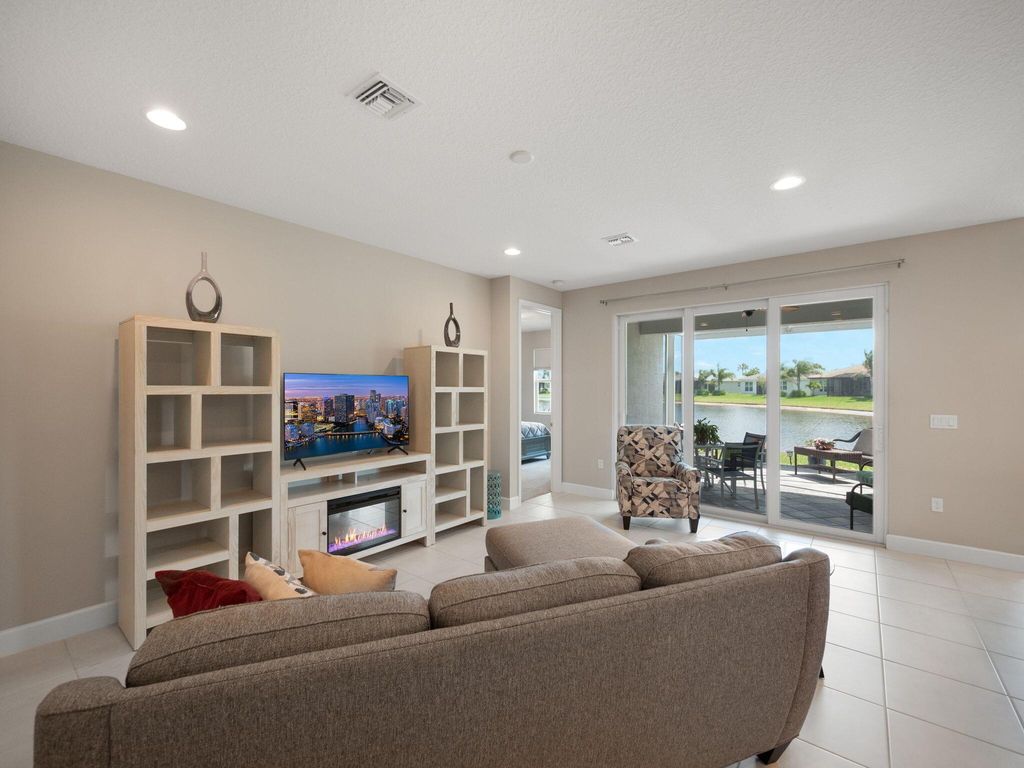 Photo of 11450 SW Golden Mountain Way, Port Saint Lucie, FL 34987 (MLS # R10984366)