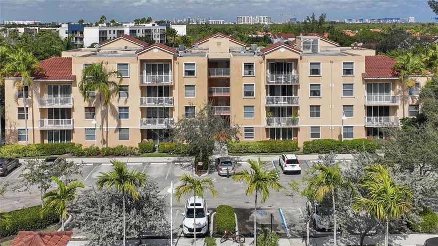 FIRST FLOOR CORNER PROPERTY WITH SPLIT FLOOR PLAN WITH A VIEW OF THE PRESERVE FROM ALL ROOMS OF THE CONDO.  NEW COUNTER TOPS, NEW FLOORING, AND COOKING TOP.  WALKING DISTANCE TO THE BEACH, SHOPPING, BANKING, FINE DINING, AND MINUTES TO FT. LAUDERDALE AIRPORT.