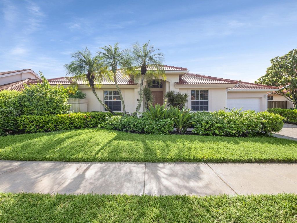 Photo of 205 Eagleton Estates Boulevard, Palm Beach Gardens, FL 33418 (MLS # R11055290)