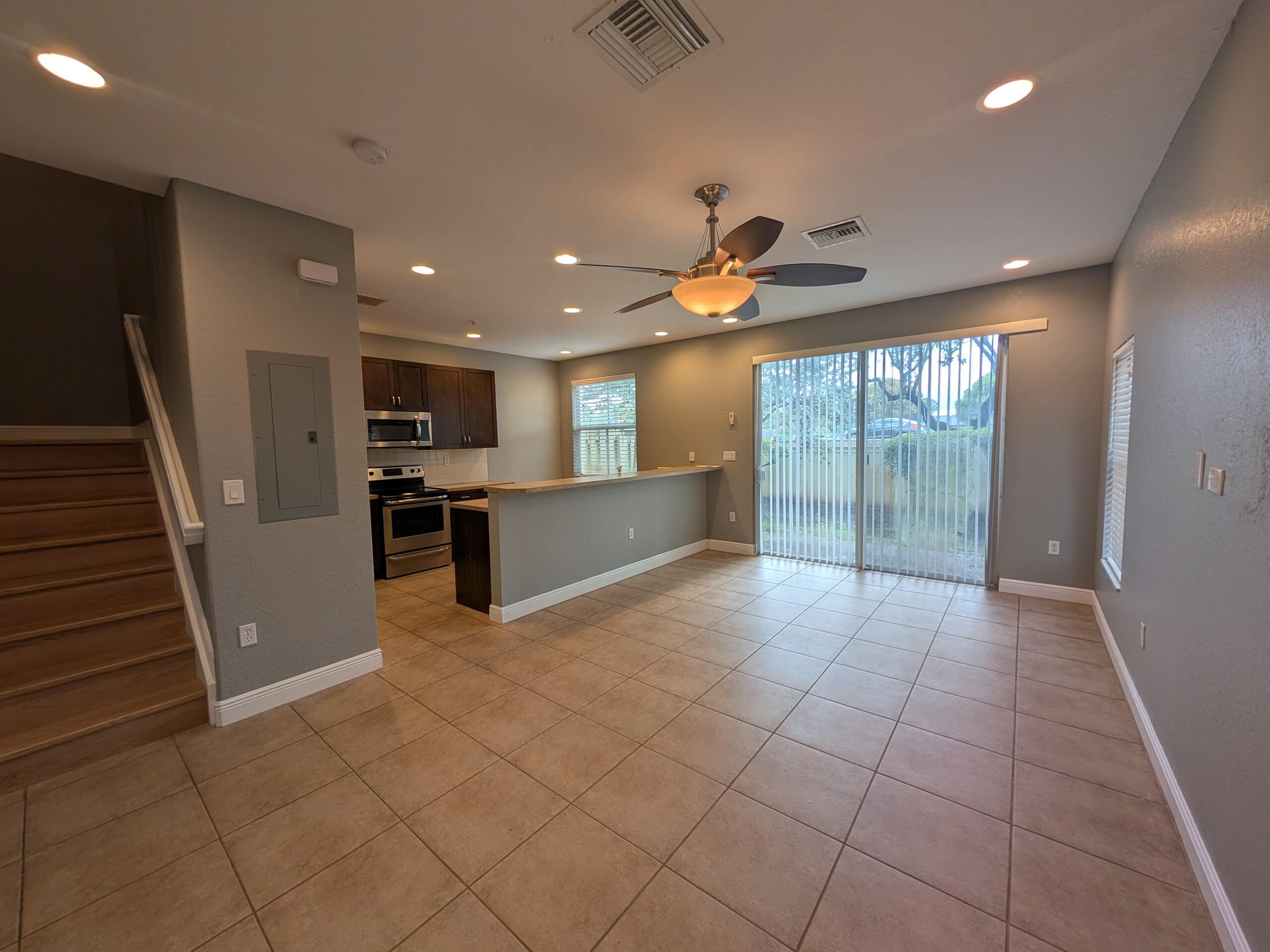 Tuscan Villas Condo - Residential Lease