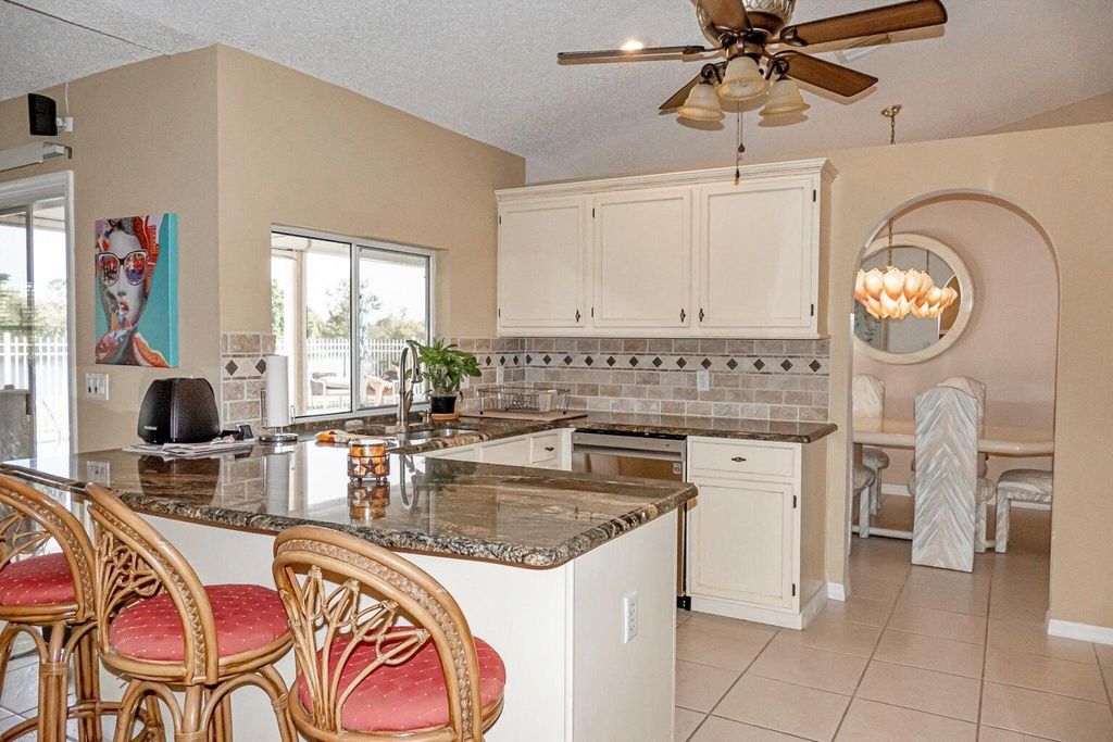 Photo of 1507 SE Westmoreland Boulevard, Port Saint Lucie, FL 34952 (MLS # R11163174)