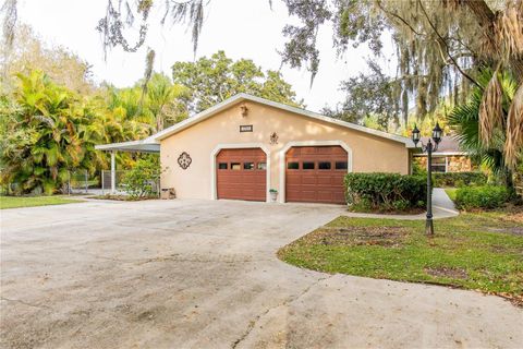 A home in Okeechobee