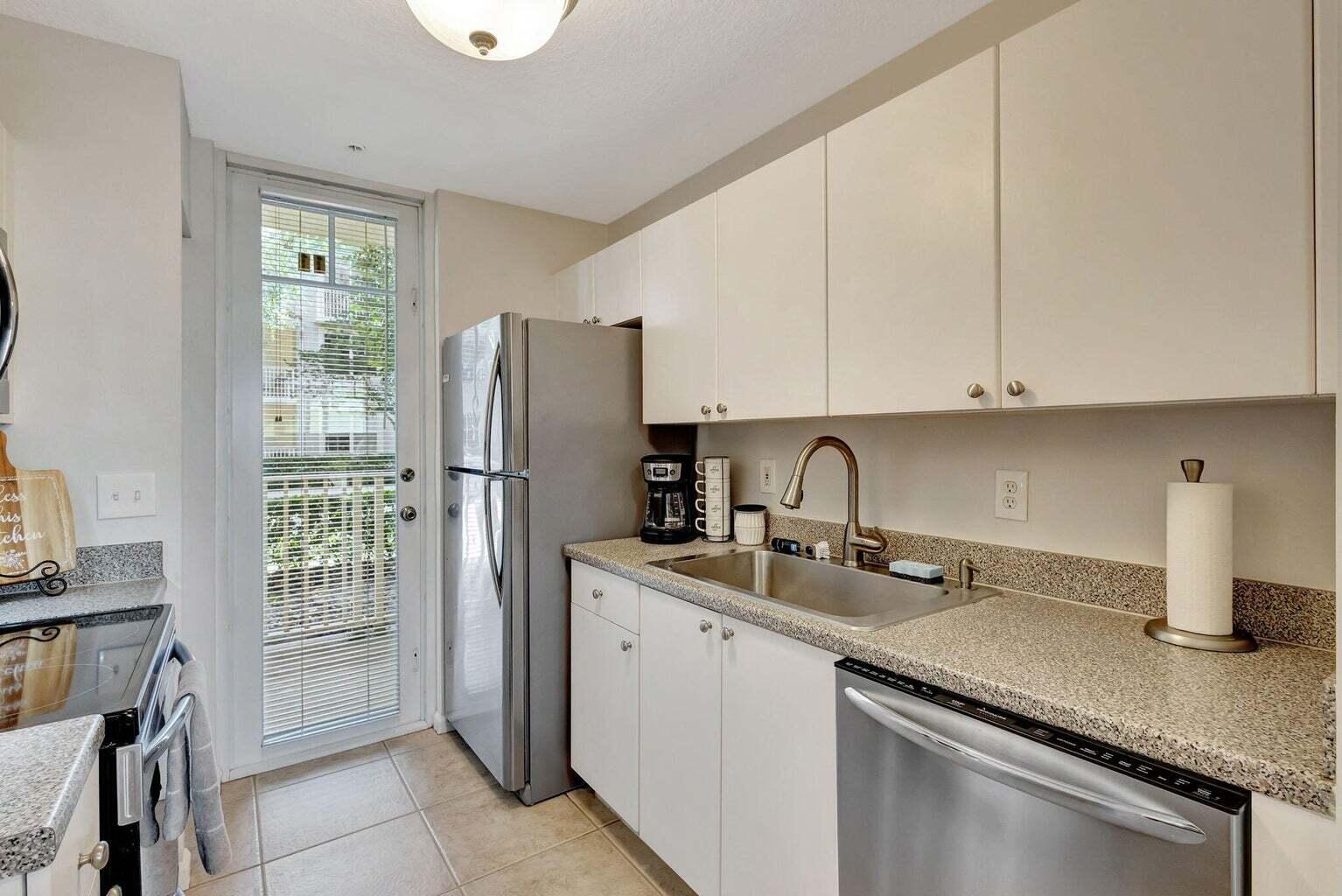 VILLAGE AT ABACOA CONDO - Residential