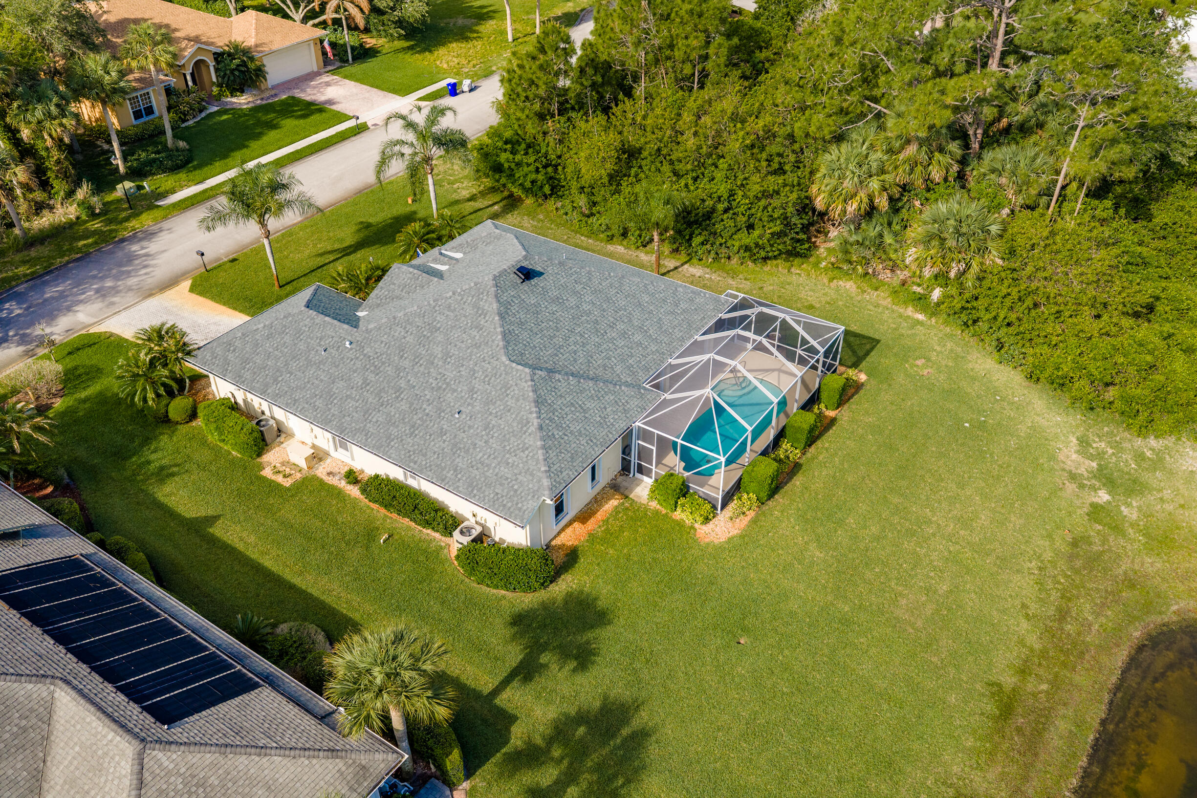 CRYSTAL FALLS OF VERO - Residential