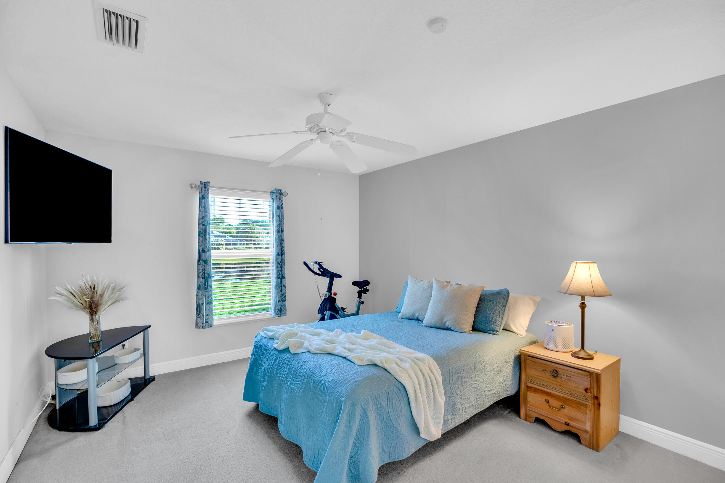 CRYSTAL FALLS OF VERO - Residential