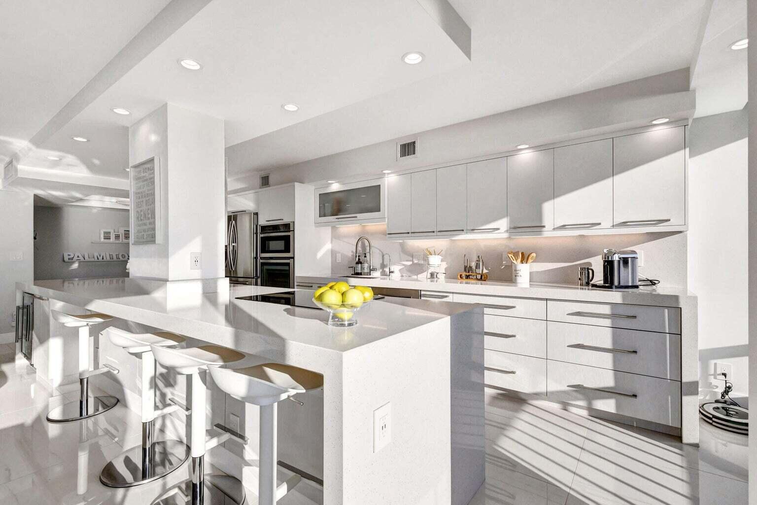 WATER GLADES - Residential Lease