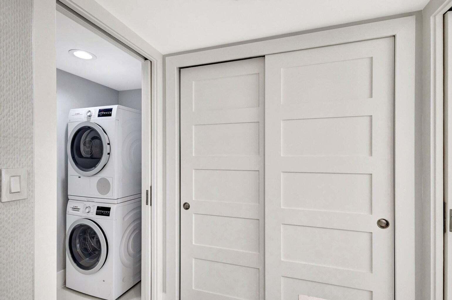 WATER GLADES - Residential Lease