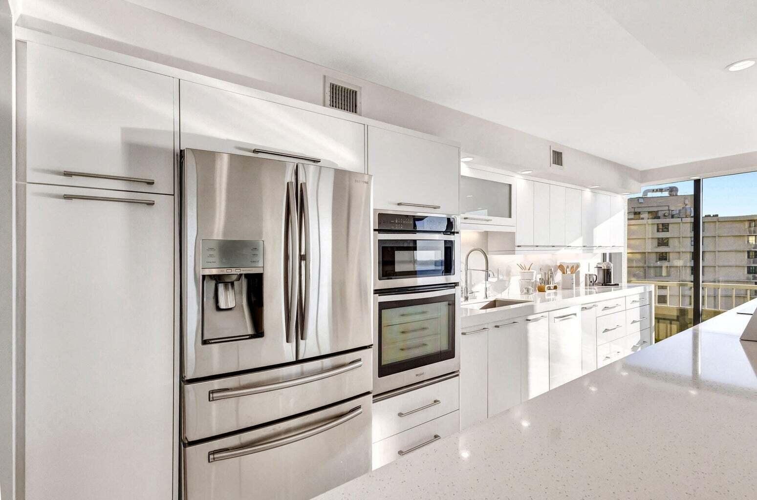 WATER GLADES - Residential Lease