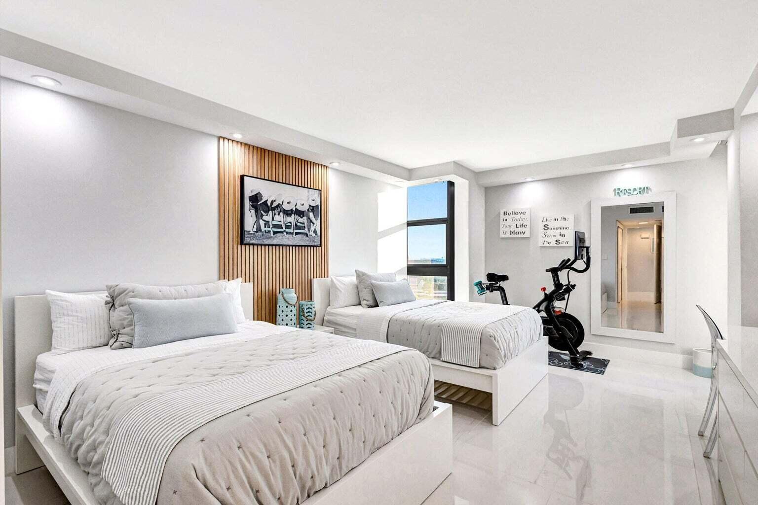 WATER GLADES - Residential Lease