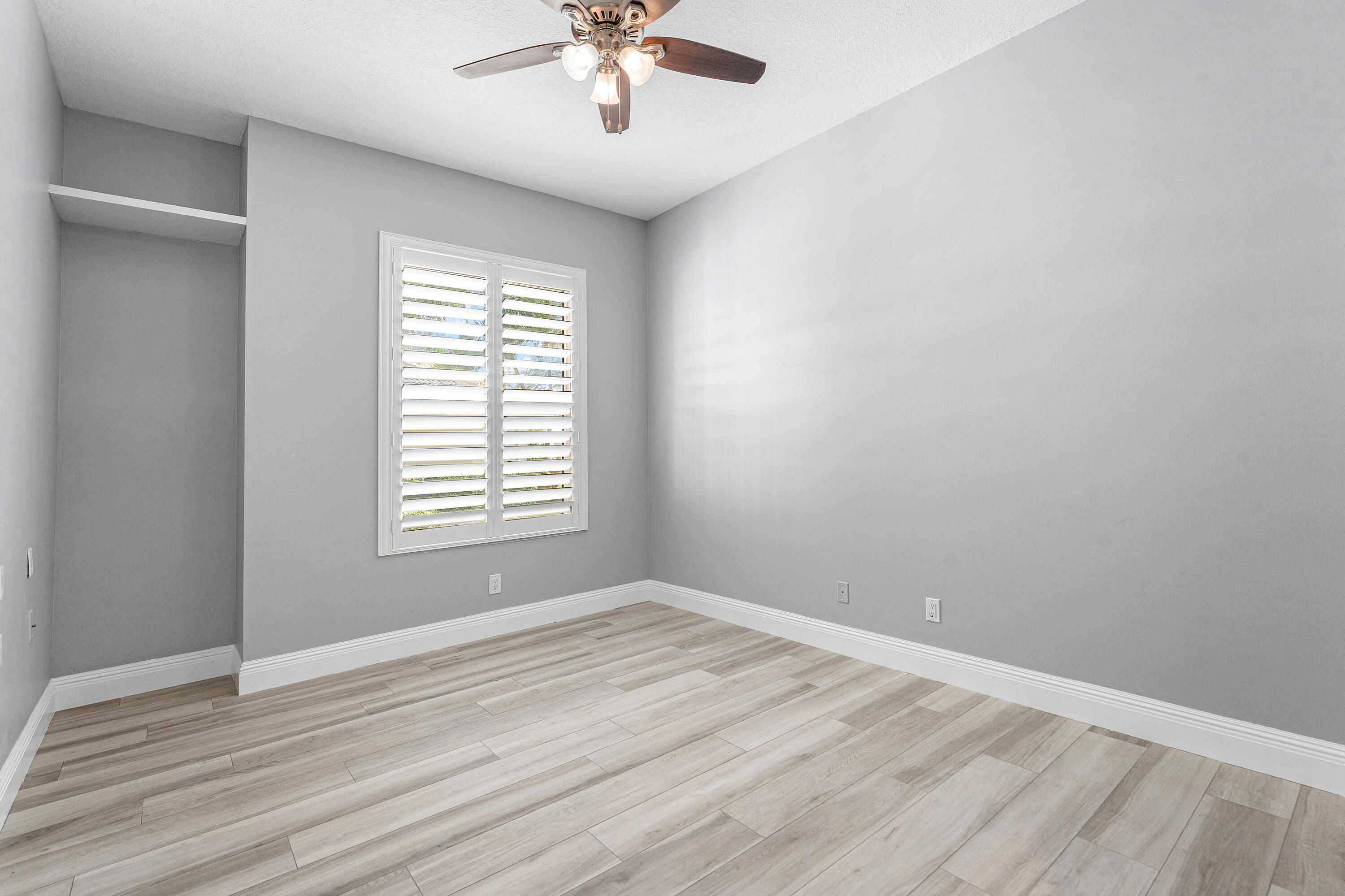 HAMPTONS AT MAPLEWOOD - Residential