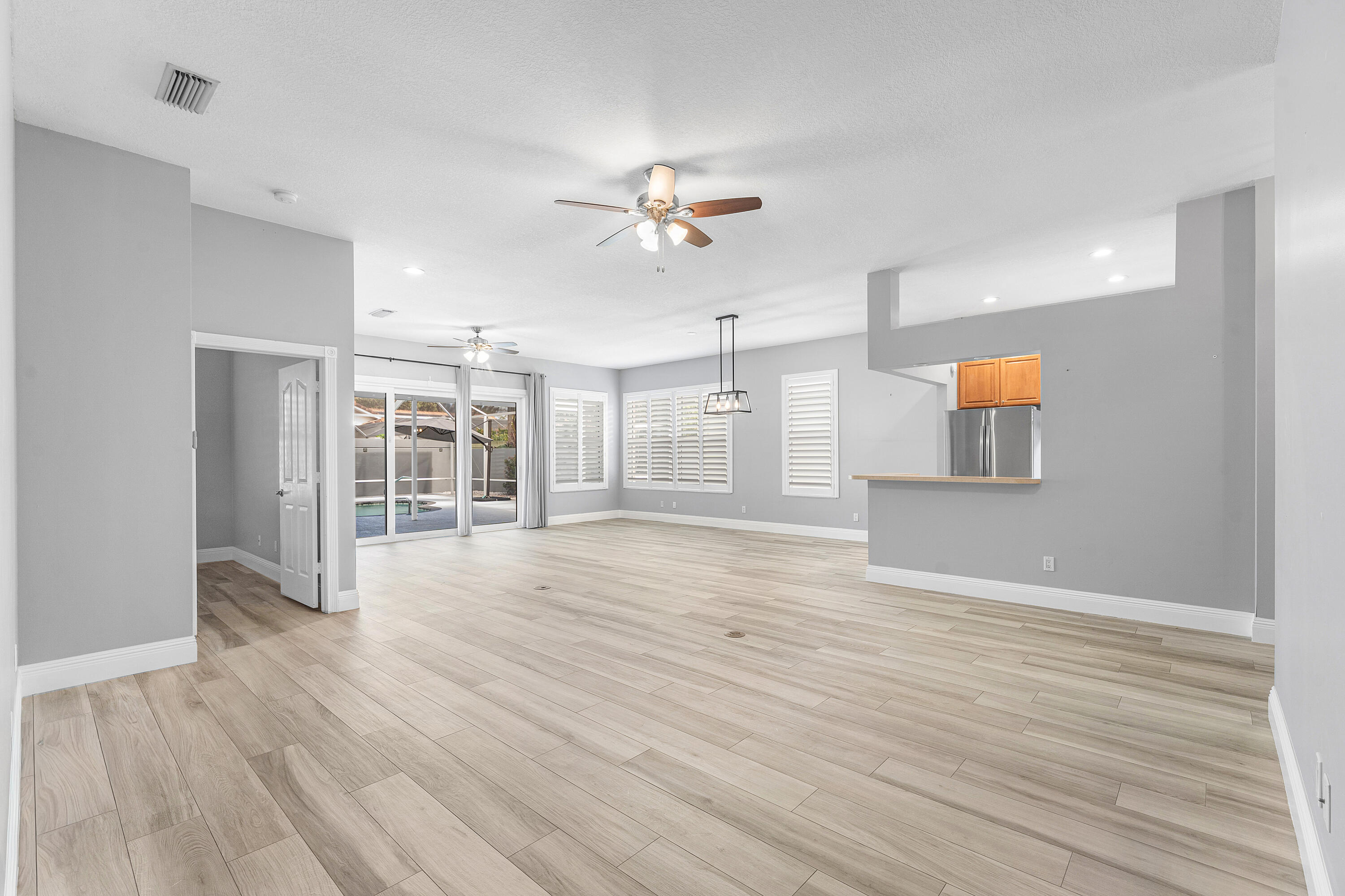 HAMPTONS AT MAPLEWOOD - Residential