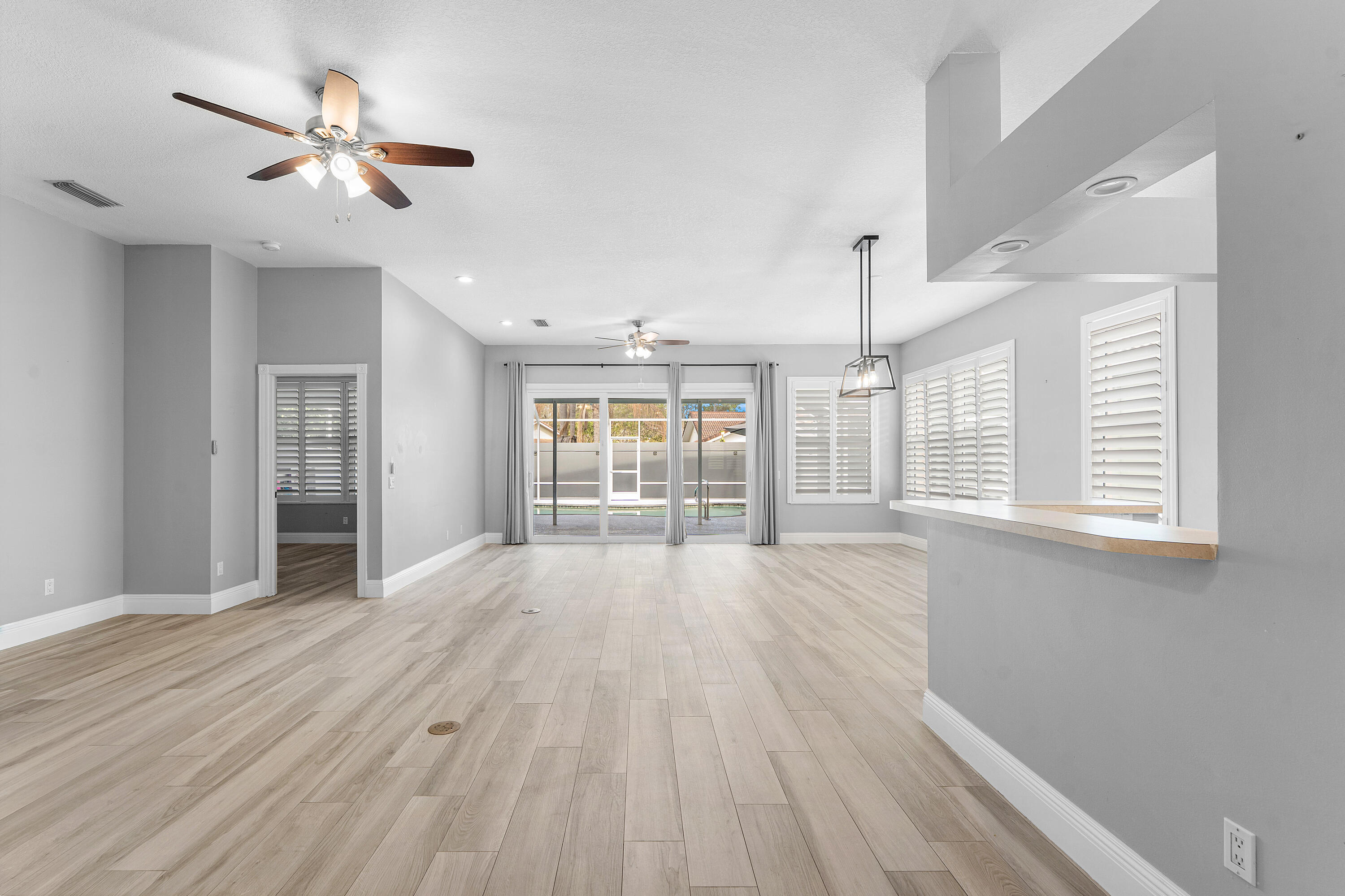 HAMPTONS AT MAPLEWOOD - Residential