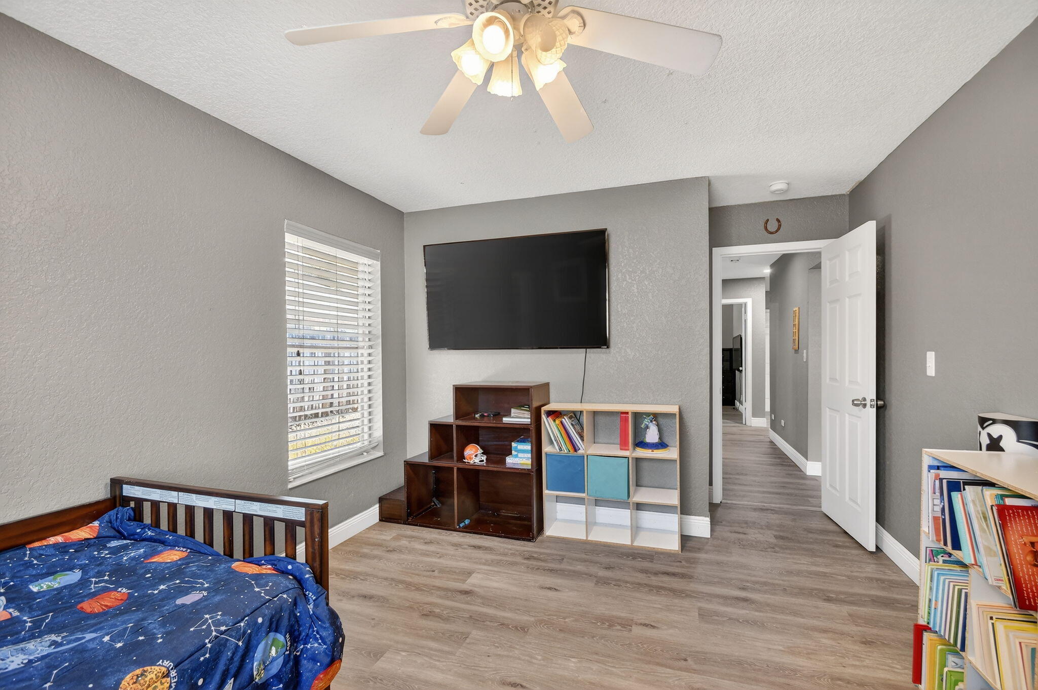 SOUTH SHORE 2 OF WELLINGTON - Residential