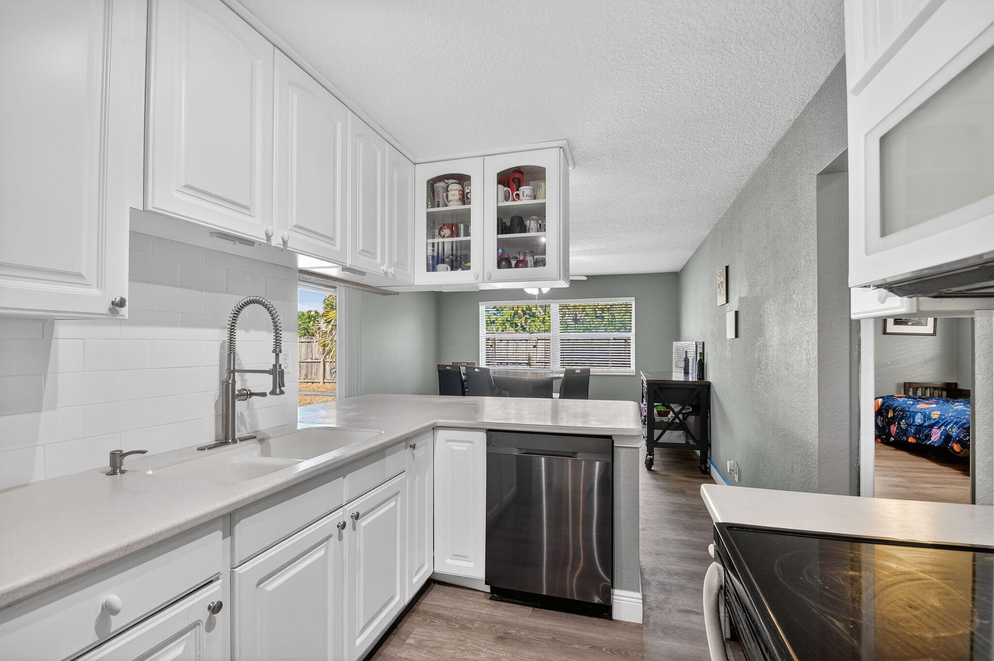 SOUTH SHORE 2 OF WELLINGTON - Residential