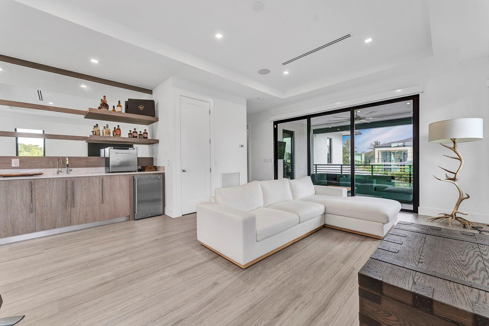 La Hacienda Delray - Residential