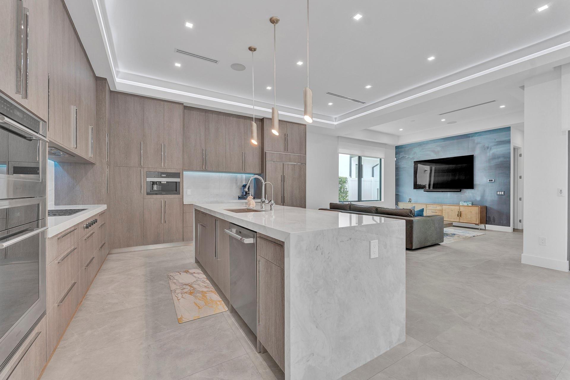 La Hacienda Delray - Residential