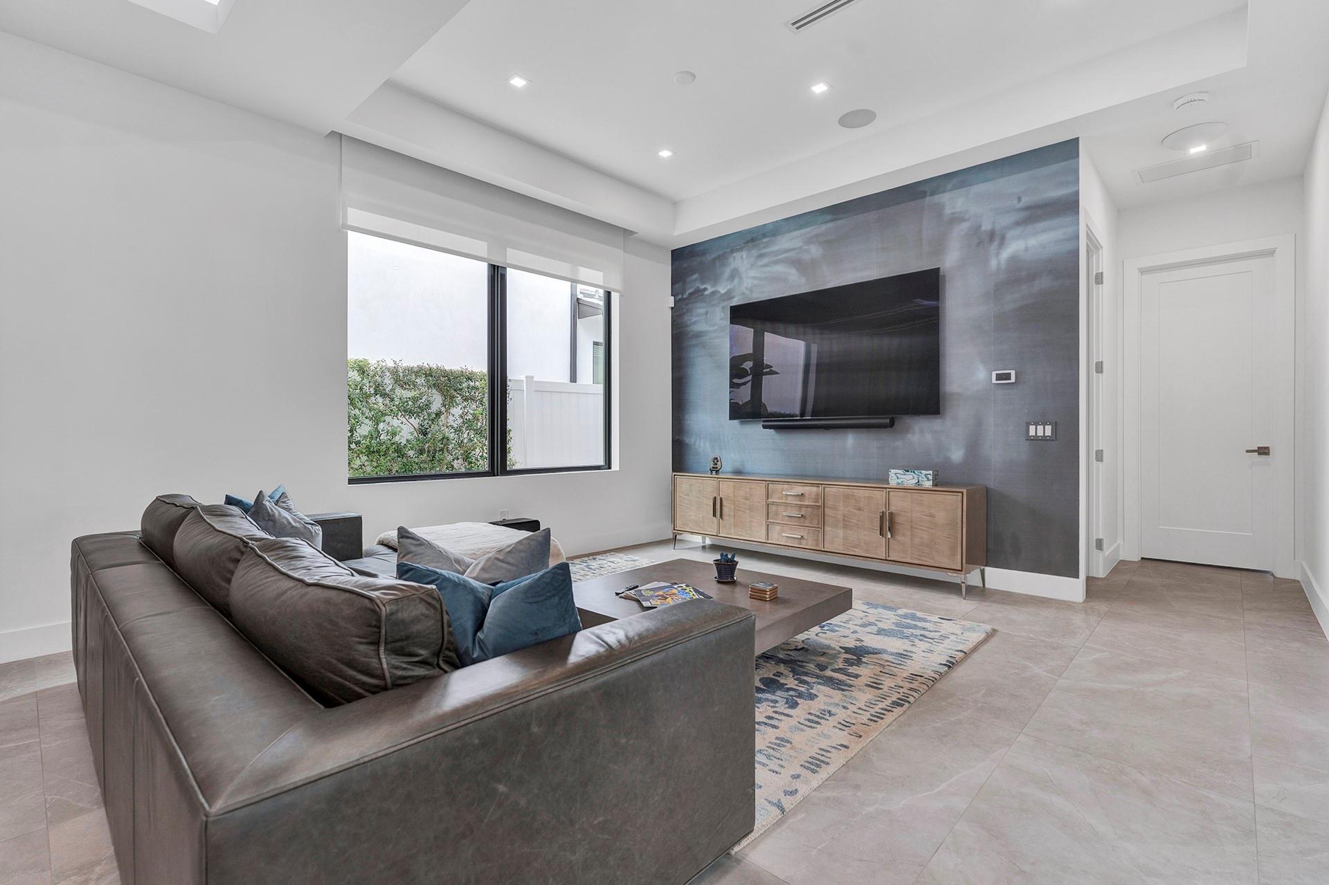 La Hacienda Delray - Residential