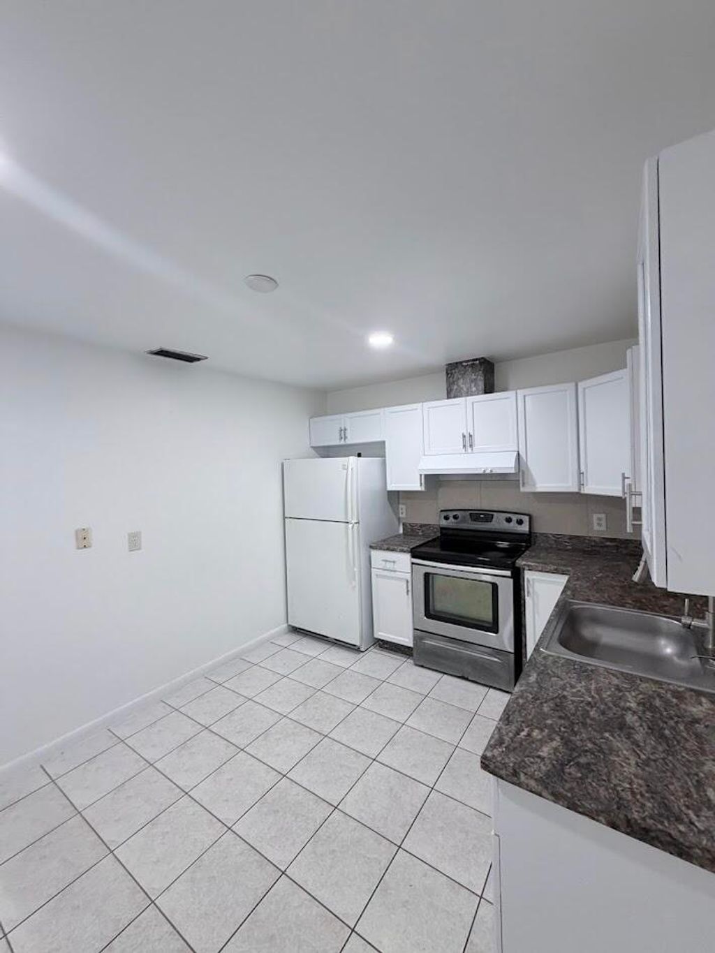 Photo of 5899 Mango Road, West Palm Beach, FL 33413 (MLS # B26046855)