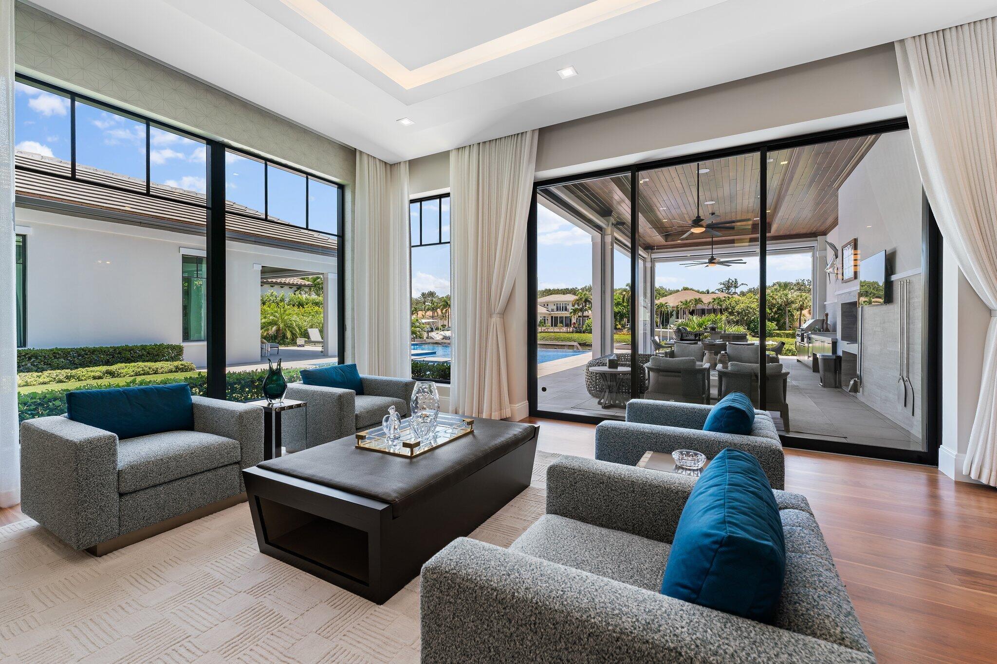 ADMIRALS COVE - Residential