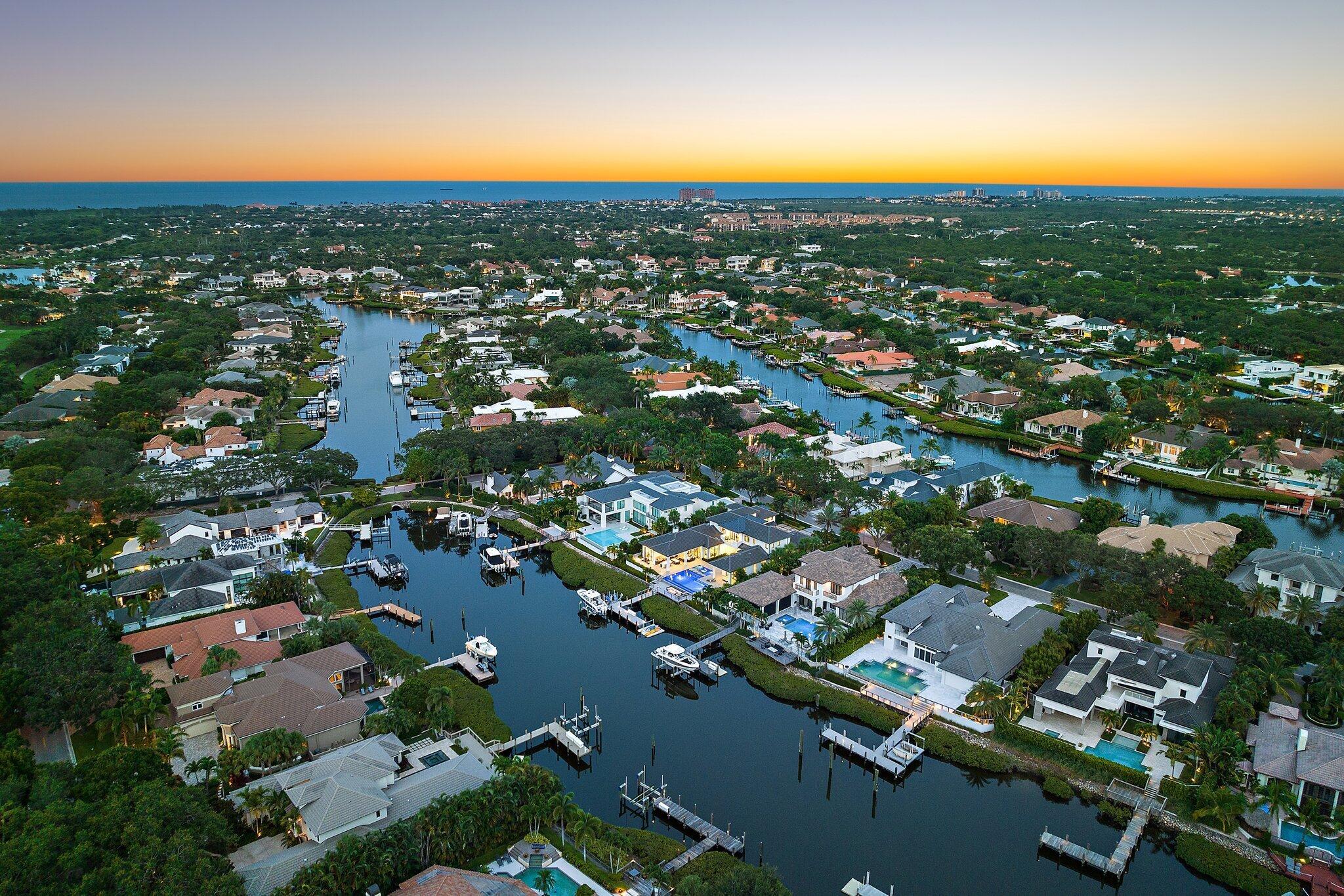 ADMIRALS COVE - Residential